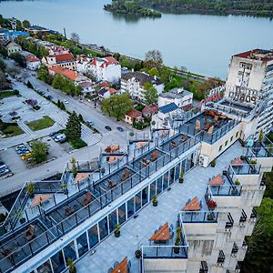 Rovno Hotel