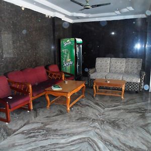 Hotel Gopi Krishna